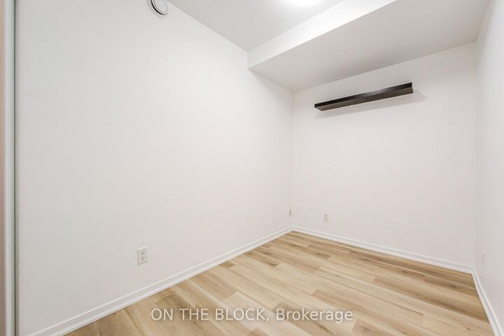 Property Photo:  38 Joe Shuster Way 302  ON M6K 0A5 