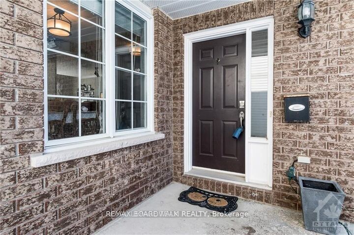 Property Photo:  4291 Owl Valley Drive  ON K1V 1L8 