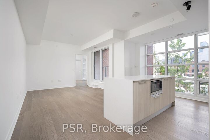 Property Photo:  501 Adelaide Street W 401  ON M5V 1T4 