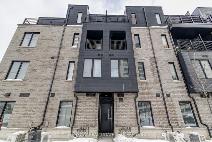 Property Photo:  3079 Pharmacy Avenue 28  ON M1T 1H8 