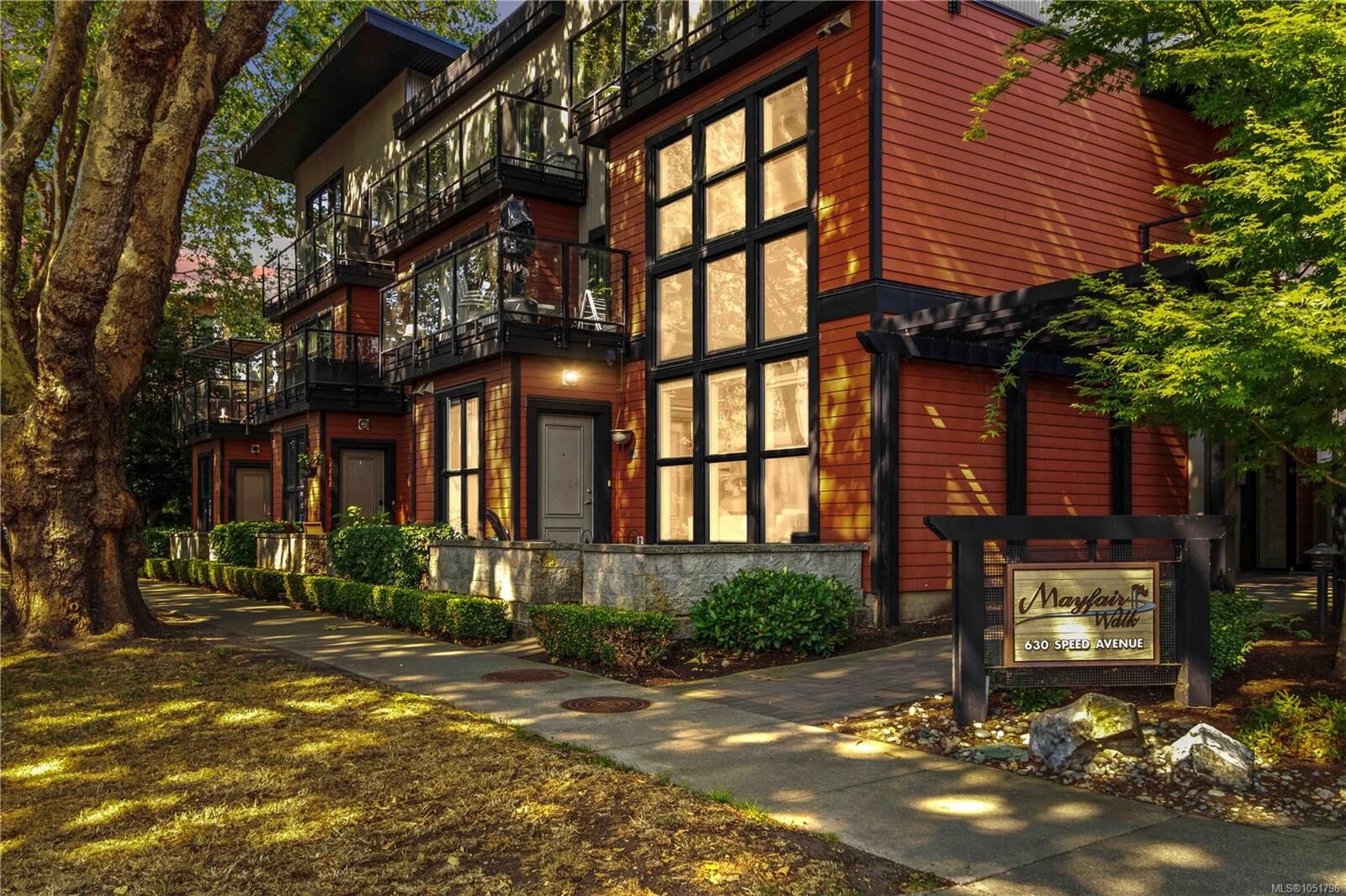 Property Photo:  630 Speed Ave #105  BC V8Z 1A4 