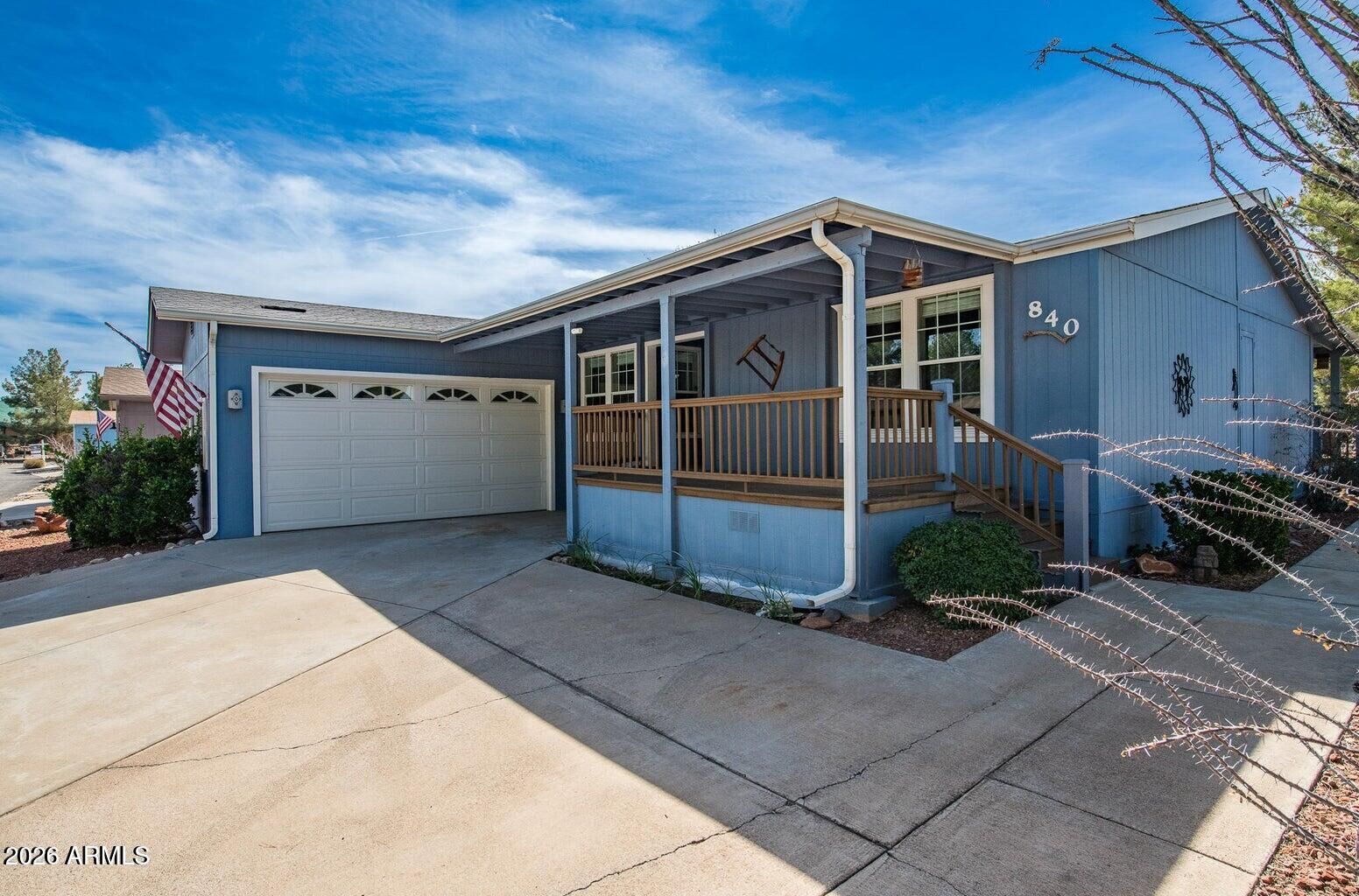 Property Photo:  840 W On The Greens Boulevard  AZ 86326 