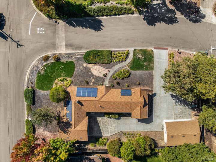 Property Photo:  5199 Oak Meadow Drive  CA 95401 