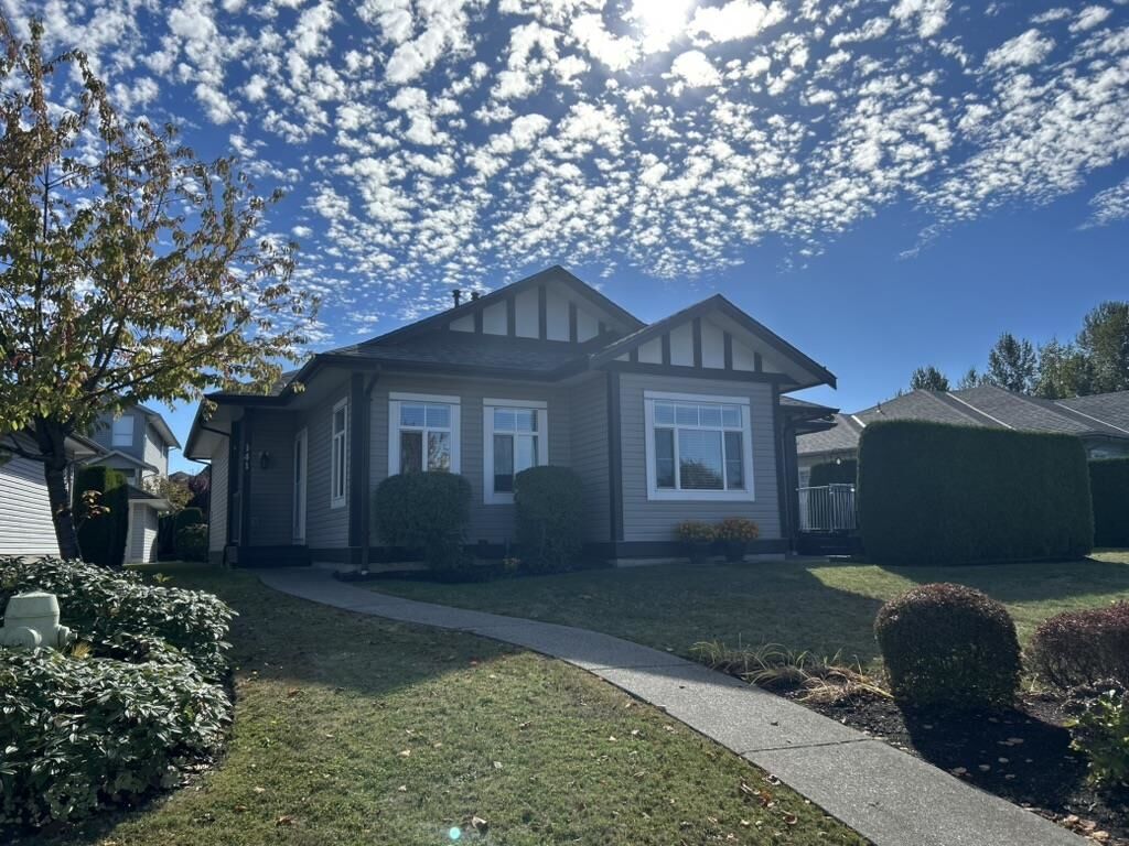 Property Photo:  33751 7 Avenue 141  BC V2V 7C2 