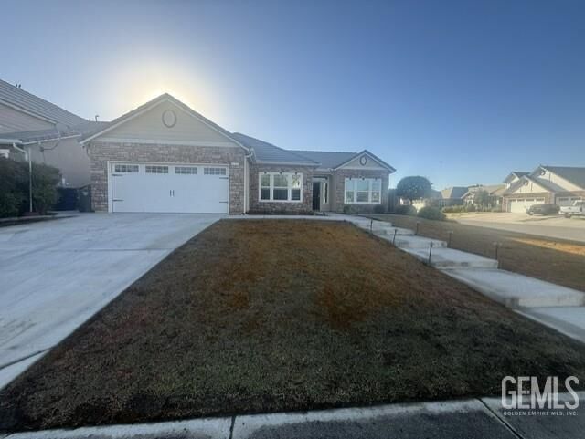 Property Photo:  5702 Morning Breeze Street  CA 93314 