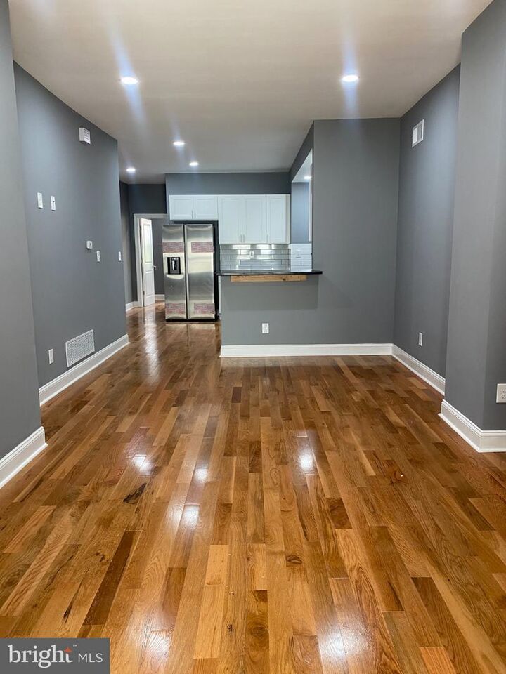 Property Photo:  5931 Chestnut Street  PA 19139 