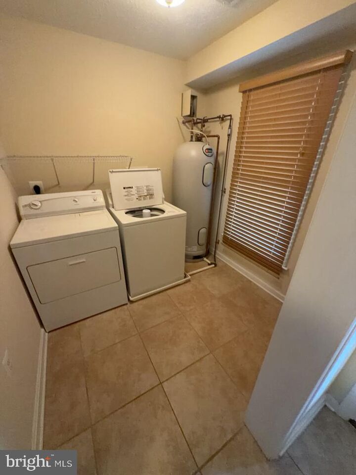 Property Photo: 2270 Valor Drive Unit 302 VA 22601
