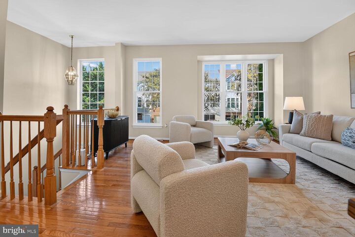 Property Photo:  43449 Laidlow Street  VA 20152 