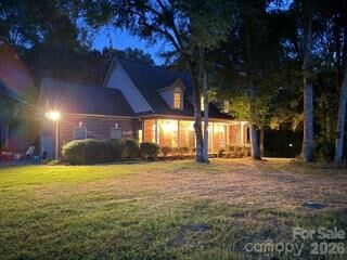 Property Photo:  6000-6010 River Run Drive  NC 28103 