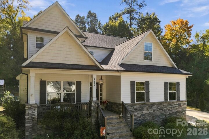 Property Photo: 419 Spruce Place Unit A NC 28025
