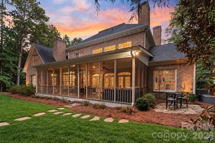 Property Photo:  8500 Broxburn Lane  NC 28173 