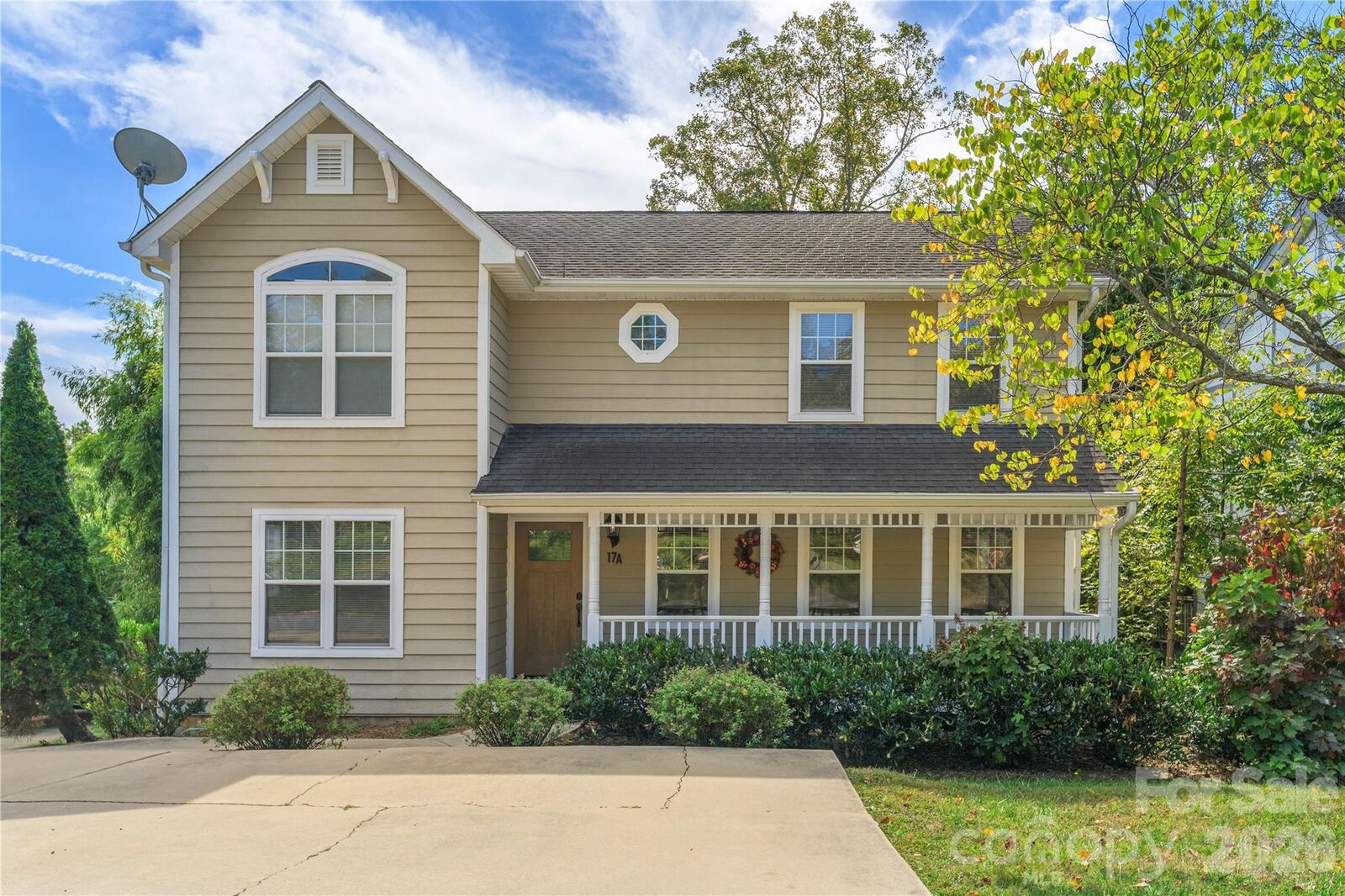 Property Photo:  17 Sheridan Road  NC 28803 