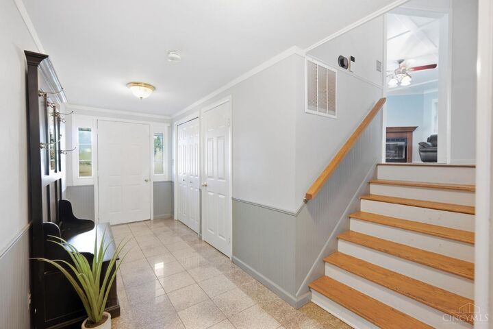 Property Photo:  4541 Drayton Court  OH 45440 