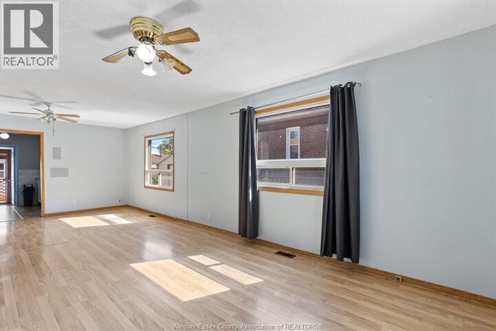 Property Photo:  2352 Chandler  ON N8W 4A6 