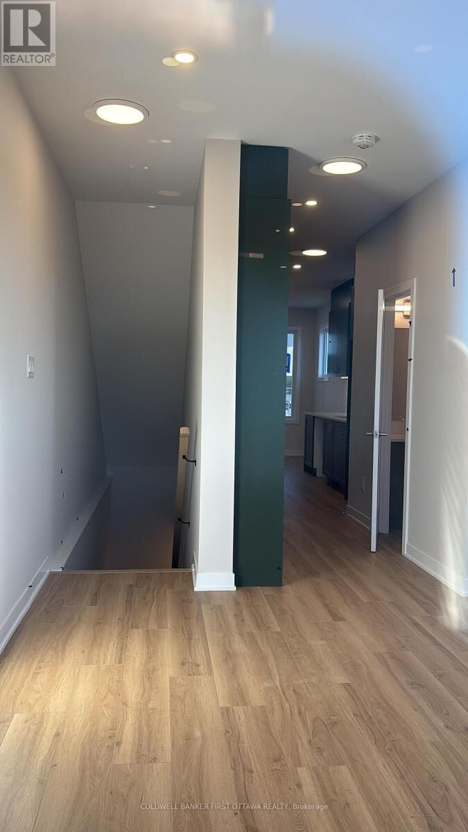 Property Photo: 330 Stargrass Private ON K2J 6R8