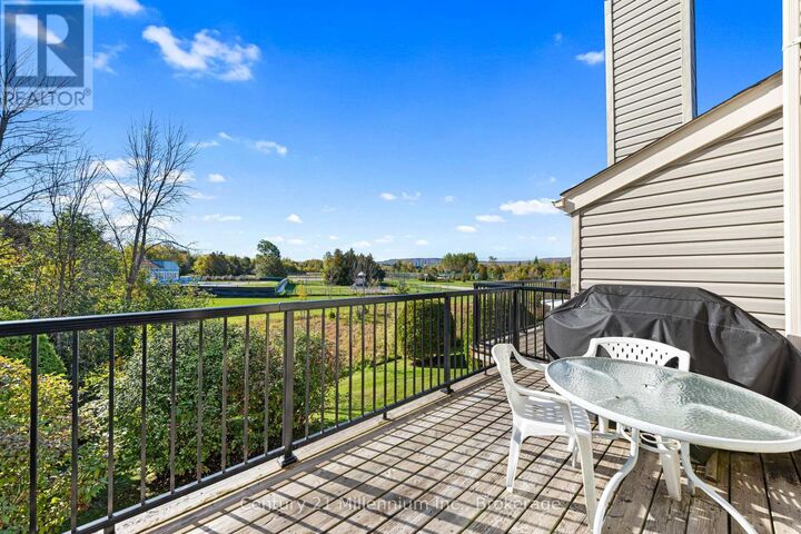 Property Photo: 467 Oxbow Crescent 7 ON L9Y 5B4
