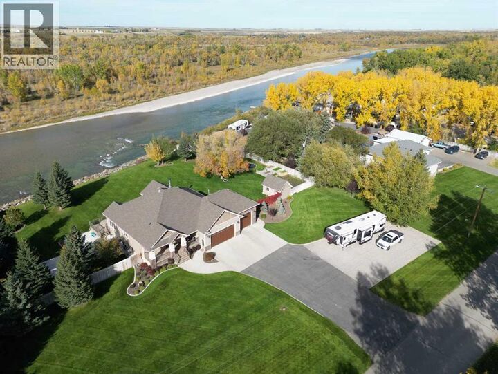 Property Photo: 305 Lyndon Road AB T0L 0Z0
