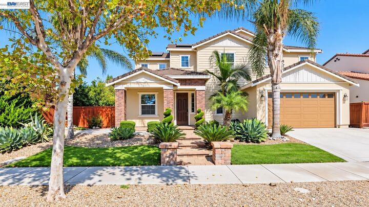 Property Photo: 565 Fallsburg Court CA 94513