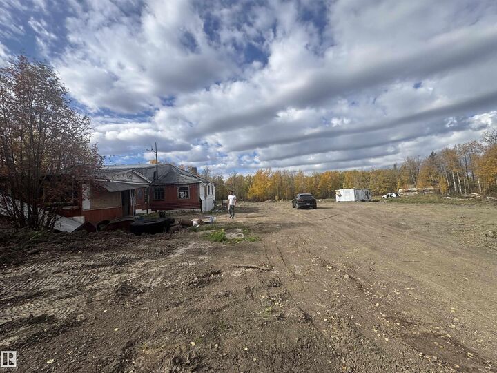 Property Photo:  51224 Rge Road 221  AB T8E 1G8 