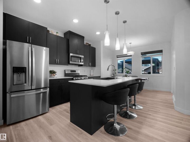 Property Photo:  1635 Plum Circle Circle SW  AB T6X 2X1 