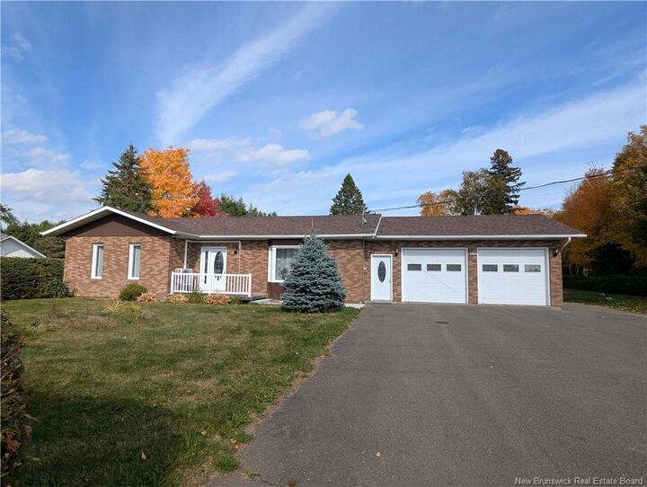 Property Photo:  306 Veteran Street  NB E3Y 1E5 