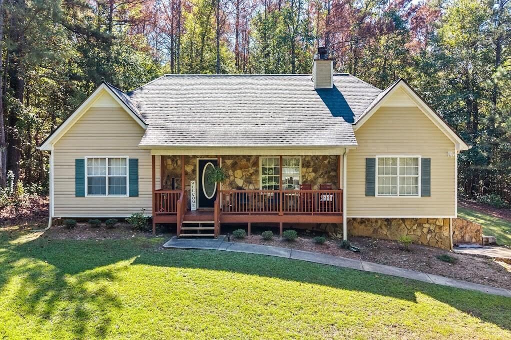 Property Photo: 795 Woodruff Road GA 30116