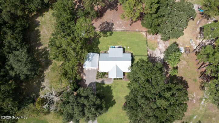 Property Photo:  2215 Oscar Road  GA 31568 