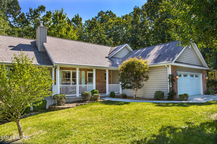 Property Photo: 182 Canterbury Drive TN 38558