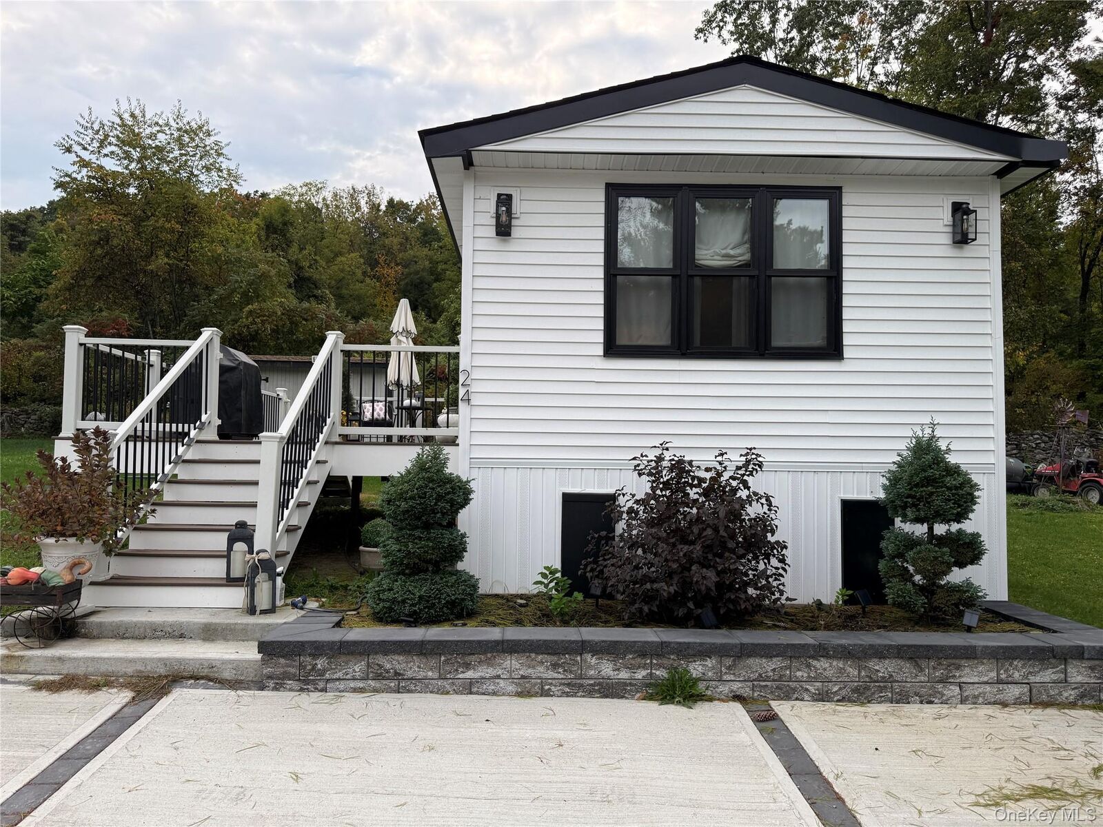 Property Photo: 2 Walnut Park Lot 24 Lane NY 12547