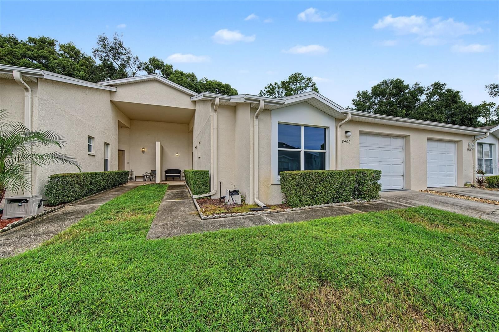 Property Photo:  8406 Terrace Meadows Court  FL 33637 