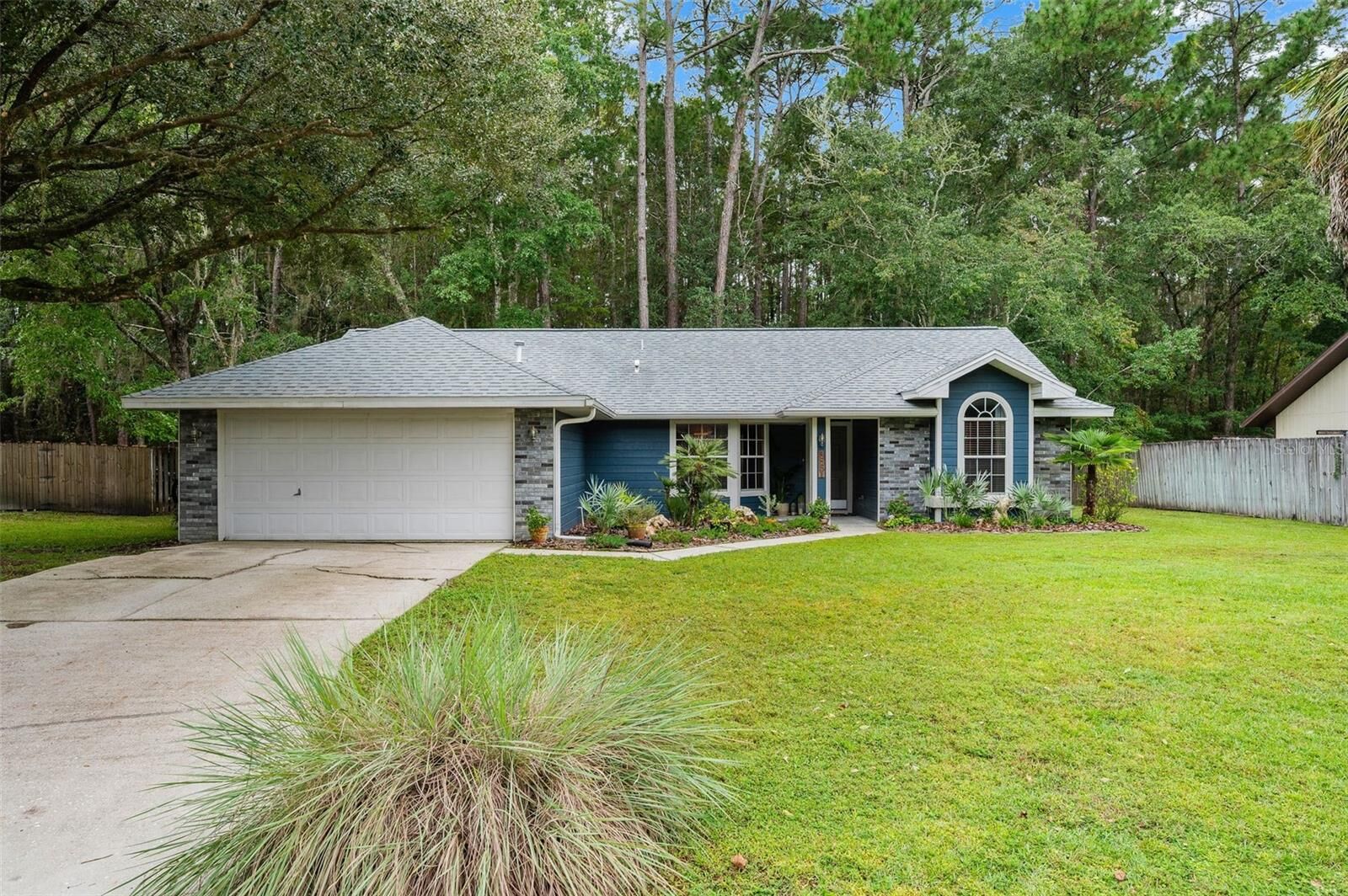 Property Photo:  3551 NW 67th Avenue  FL 32653 