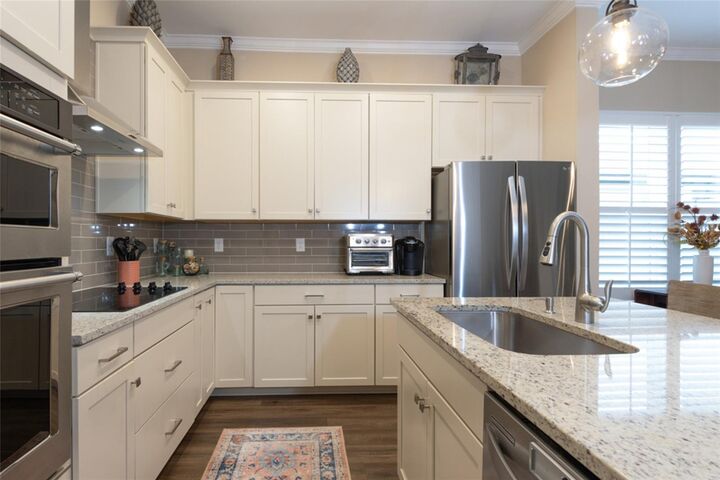 Property Photo:  1303 Bangor Drive  FL 32174 