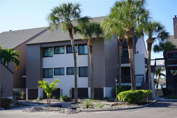 Property Photo:  534 Pinellas Bayway S 204  FL 33715 