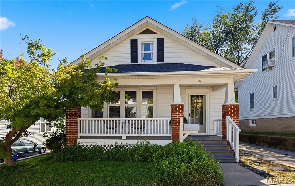 Property Photo: 712 James Street MO 63090