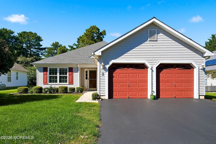 Property Photo:  7 Meadows Lane  NJ 08759 