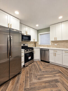 Property Photo:  9637 S Emerald Avenue  IL 60628 