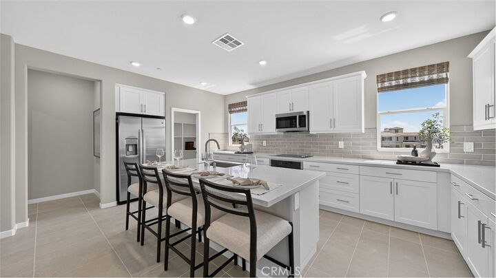 Property Photo:  8366 Toyon Street  CA 91708 