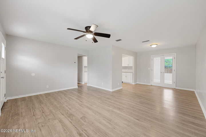 Property Photo:  2751 Lansdowne Drive  FL 32211 