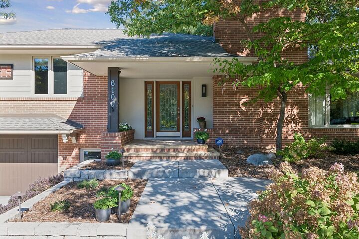 Property Photo: 6100 Idylwood Drive MN 55436