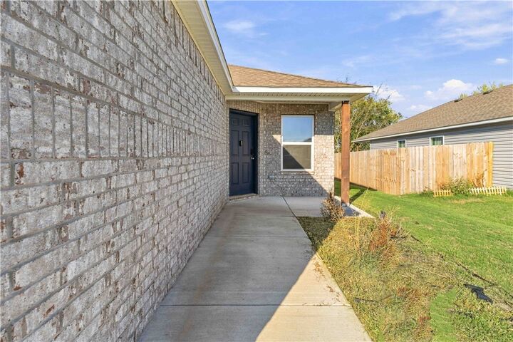 Property Photo:  3512 N Hariet Drive  AR 72761 