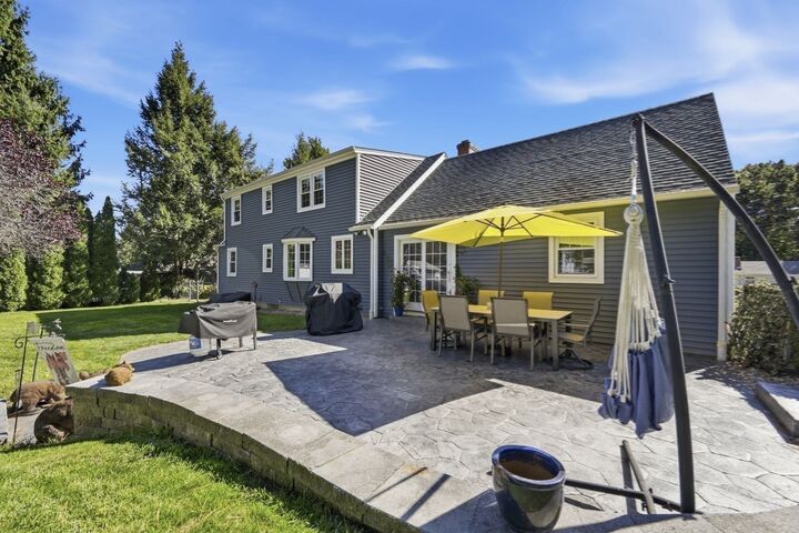 Property Photo:  53 Glenwood Dr  MA 01085 
