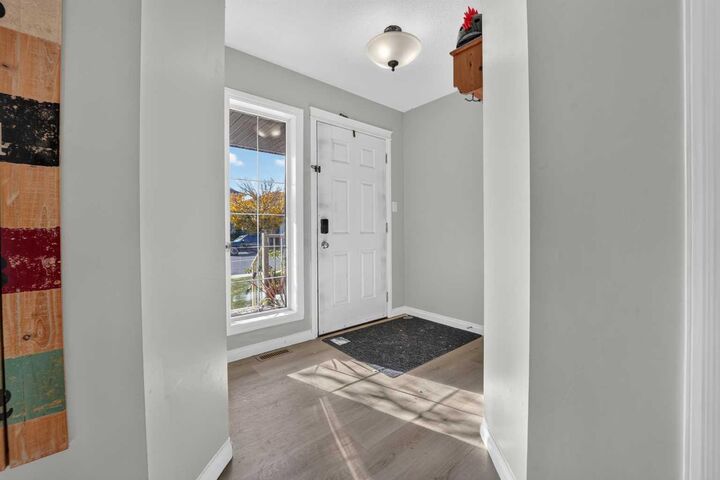 Property Photo:  71 Keystone Terrace W  AB T1J 2A1 