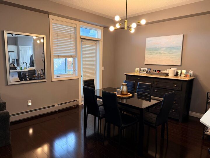 Property Photo:  2411 Erlton Road SW 301  AB T2S 3B9 