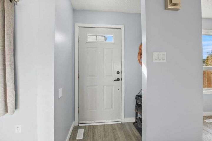 Property Photo:  31 Alford Avenue 51  AB T4R 1G9 