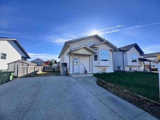 Property Photo:  6521 35 Street  AB T9V 3H1 