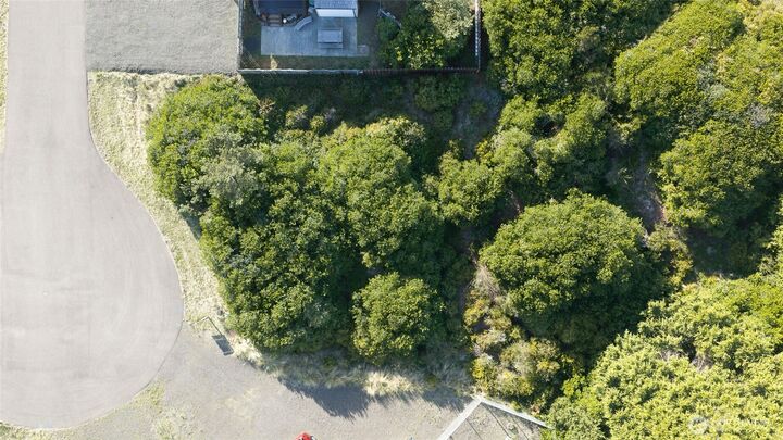 Property Photo: 1114 Glendover Court SW WA 98569
