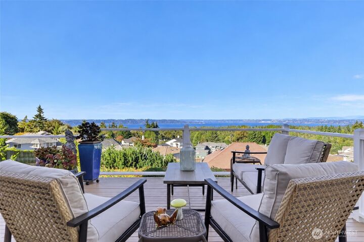 Property Photo:  5429  Orca Drive NE  WA 98422 