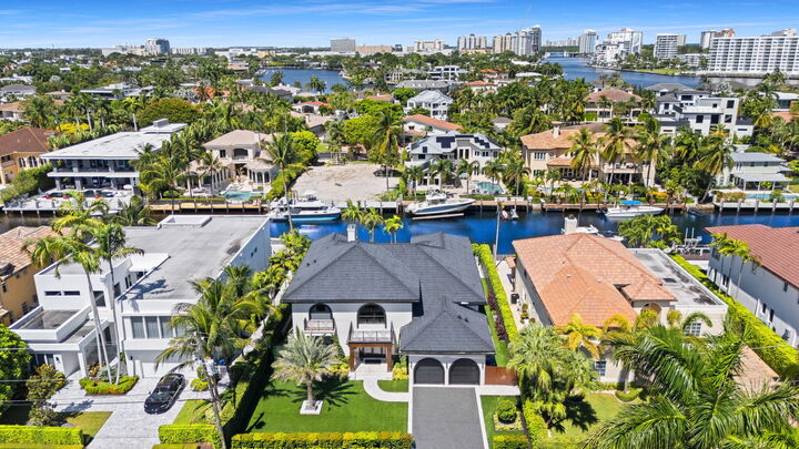 Property Photo:  2525 Sea Island Drive  FL 33301 