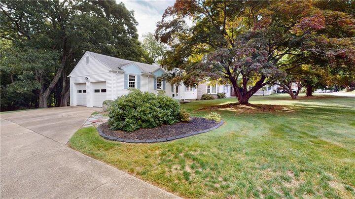 Property Photo:  96 Paterson Avenue  RI 02886 