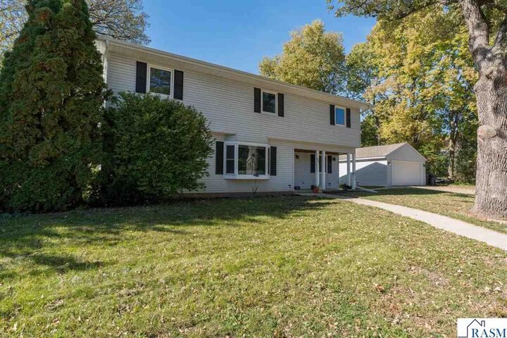 Property Photo:  728 Winona Street  MN 56001 